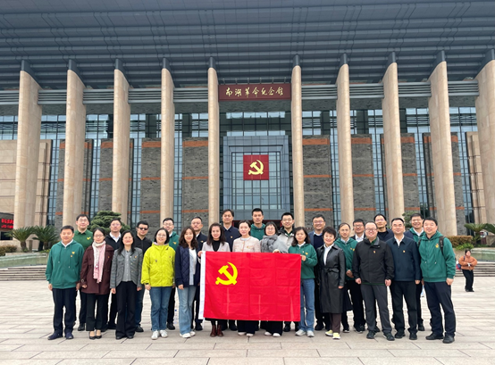 红船精神照征程，奋楫笃行启新章 ——第73期高校中青年干部培训班浙江团开展“新时代重走一大路”党性学习教育活动